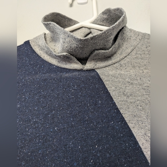 EVE GRAVEL Designer Women Top Long Sleeve Blue Ans Gray Size XS Made In Canada - Picture 3 of 9